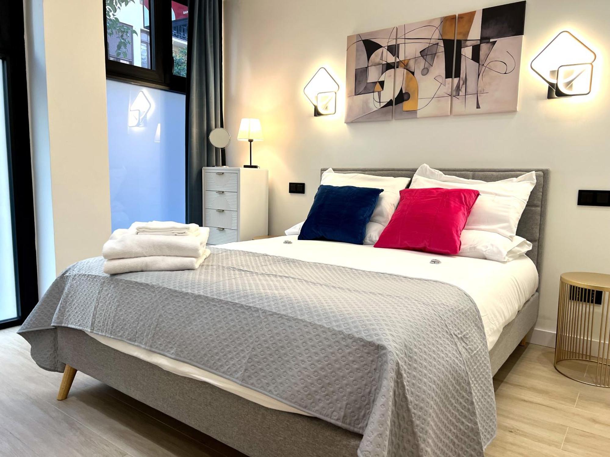 Duplex Moderno Y Acogedor Junto A Atocha Apartment Madrid Exterior photo